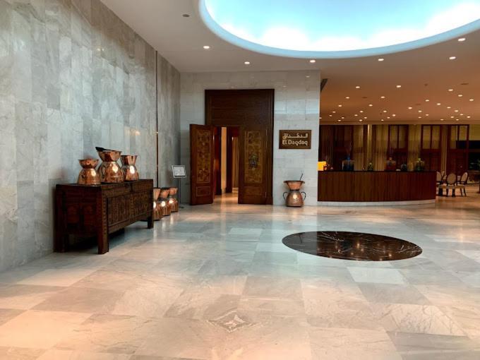 Isly Hotel El Aurassi מראה חיצוני תמונה